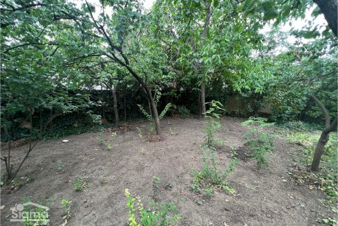 kuca i vrt odlicana lokacija lesnina proodaja sigma nekretnine zrenjanin10